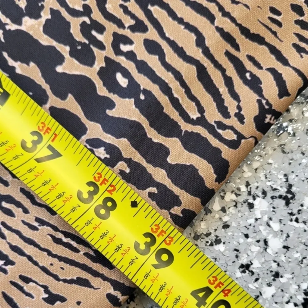 Philosophy Goldish Tan & Black Abstract Animal Print Short Sleeve Sheath Dress - Picture 13 of 14